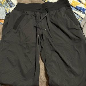 Lululemon dance studio pant 8